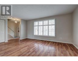 23 DYER CRESCENT - 24