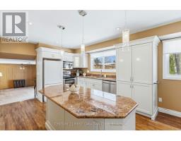 628 VISCOUNT ROAD - 16