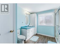 628 VISCOUNT ROAD - 26