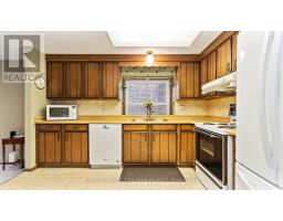 146 ANDOVER DRIVE - 12