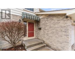 146 ANDOVER DRIVE - 4