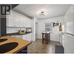 652 PERCY STREET - 15