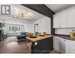 652 PERCY STREET - 19