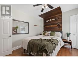 652 PERCY STREET - 21