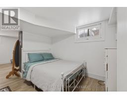 652 PERCY STREET - 35