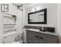 652 PERCY STREET - 37