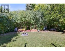 652 PERCY STREET - 44