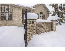 90 LONGVIEW COURT - 3