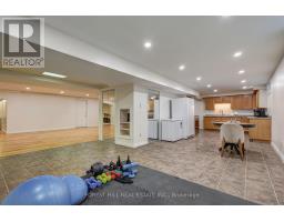 14 COBBLESTONE ROAD - 44