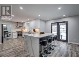 14 COBBLESTONE ROAD - 6