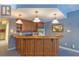 31 WOODS EDGE CLOSE - 34