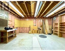 31 WOODS EDGE CLOSE - 40