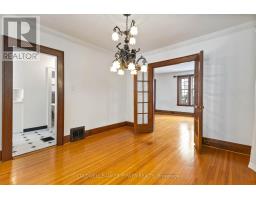 402 VICTORIA STREET - 13