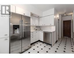 402 VICTORIA STREET - 20