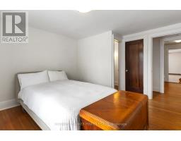 402 VICTORIA STREET - 32