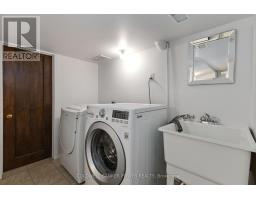 402 VICTORIA STREET - 39