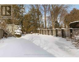 402 VICTORIA STREET - 43