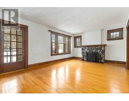 402 VICTORIA STREET - 6