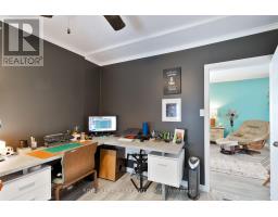 61 BRISCOE STREET W - 17