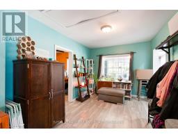 61 BRISCOE STREET W - 9