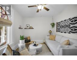 62 PALACE STREET - 11