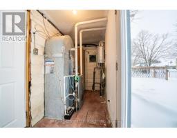 182 VICTORIA STREET - 24