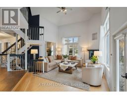 15 BAYSIDE COURT - 12