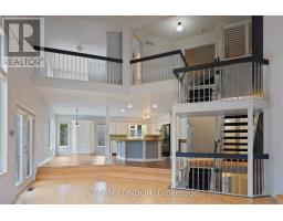 15 BAYSIDE COURT - 14