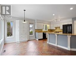 15 BAYSIDE COURT - 19