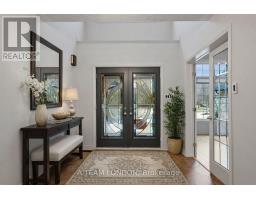 15 BAYSIDE COURT - 4