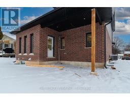 1037 WILLOW DRIVE W - 47