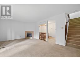 11 - 141 CONDOR COURT - 16