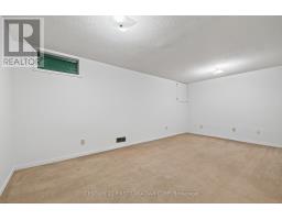 11 - 141 CONDOR COURT - 31