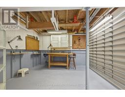 11 - 141 CONDOR COURT - 35