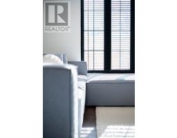 18 MCNAB STREET - 14