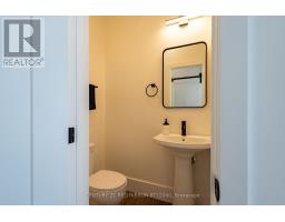 18 MCNAB STREET - 25