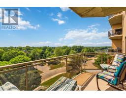 602 - 19 KING STREET - 28