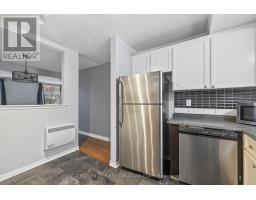 636 - 636 WILKINS STREET - 13