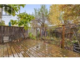 636 - 636 WILKINS STREET - 23