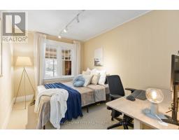 133 THORNTON AVENUE - 36