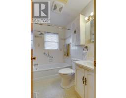 147 SUSAN AVENUE - 21