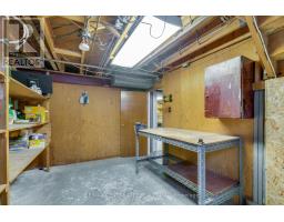 147 SUSAN AVENUE - 31