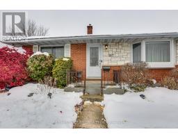 147 SUSAN AVENUE - 4