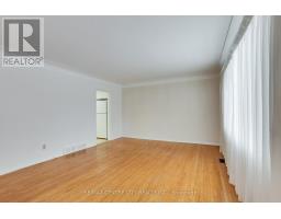 147 SUSAN AVENUE - 6