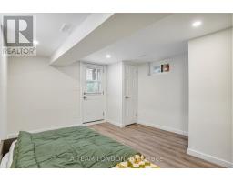 102 EDWARD STREET - 33