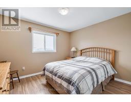 1423 SOUTH WENIGE DRIVE - 17