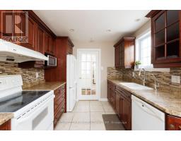 118 ROSAMOND CRESCENT - 14