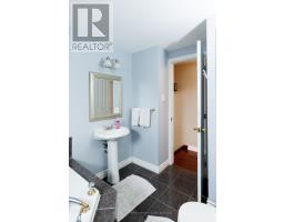 118 ROSAMOND CRESCENT - 26