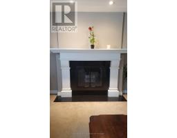 118 ROSAMOND CRESCENT - 28