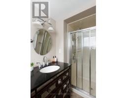 118 ROSAMOND CRESCENT - 31